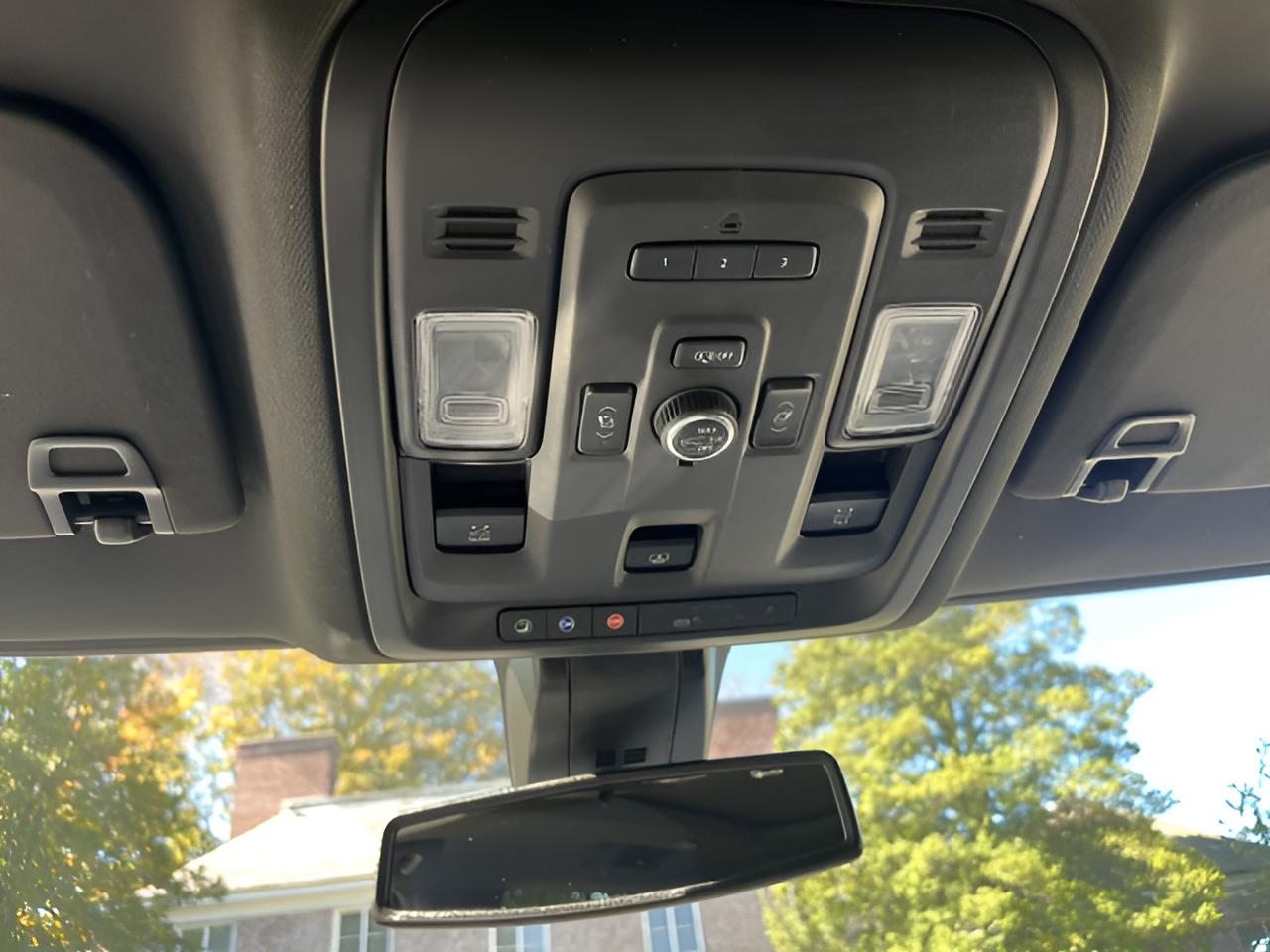 2021 Chevrolet Tahoe Z71, Z71 Off Road Pkg, SunRoof Pkg, 1-owner ,