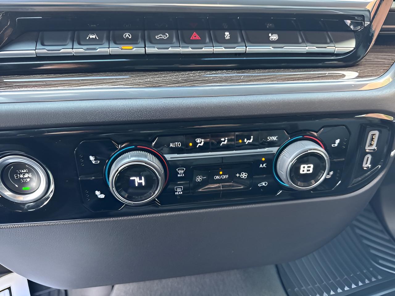 2024 Chevrolet Silverado 1500 LT, 1 owner, no accidents, very clean