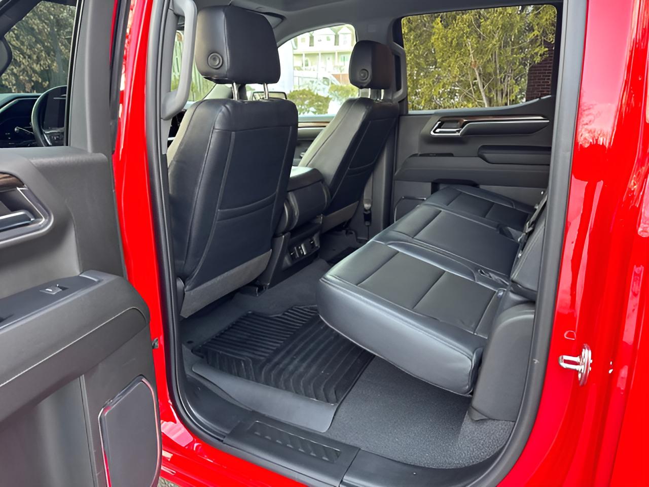 2024 Chevrolet Silverado 1500 LT, 1 owner, no accidents, very clean