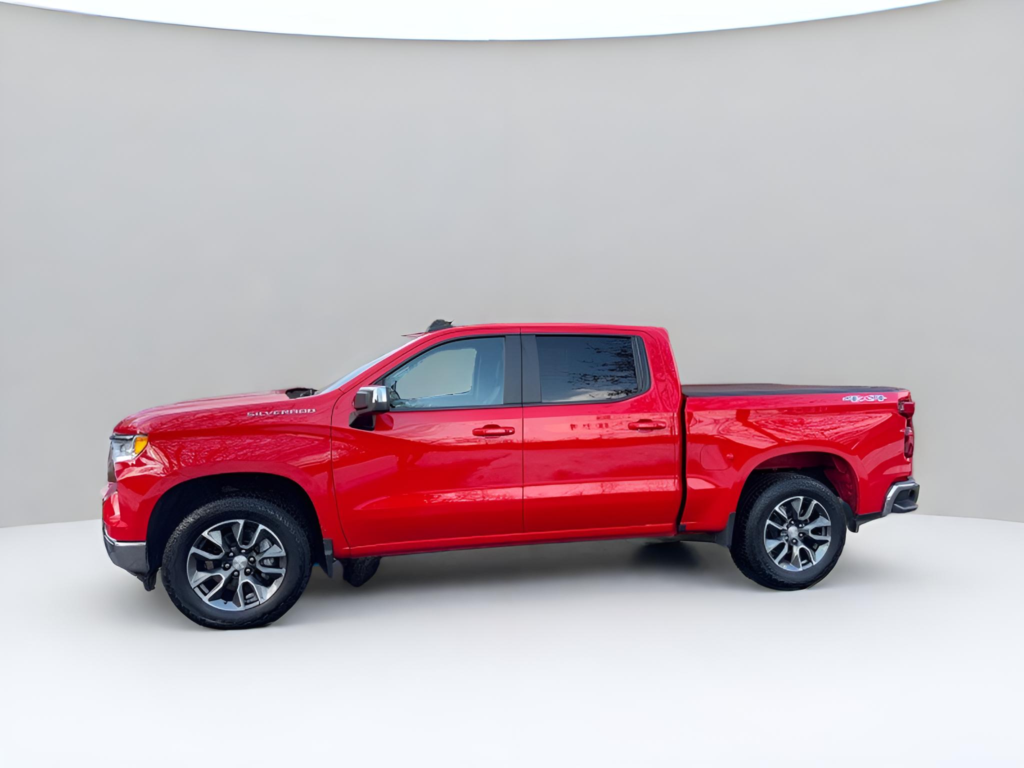 2024 Chevrolet Silverado 1500 LT, 1 owner, no accidents, very clean