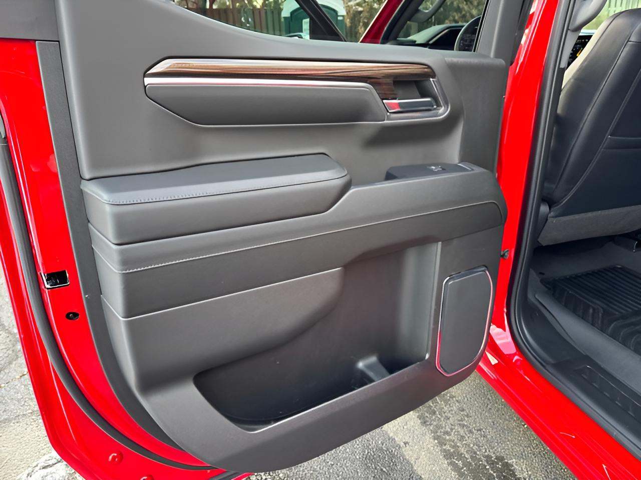 2024 Chevrolet Silverado 1500 LT, 1 owner, no accidents, very clean