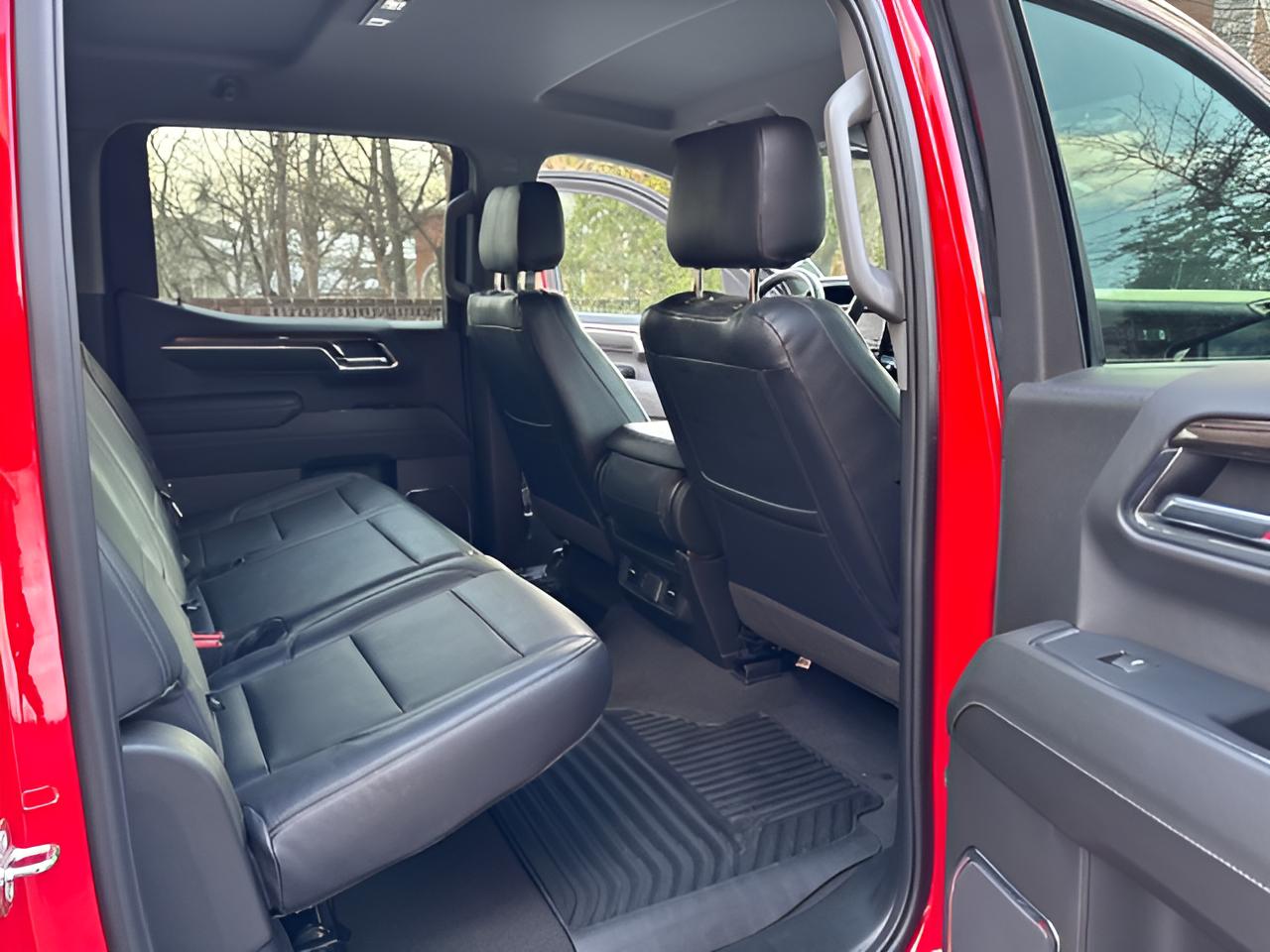 2024 Chevrolet Silverado 1500 LT, 1 owner, no accidents, very clean