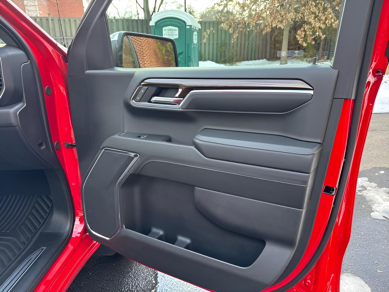 2024 Chevrolet Silverado 1500 LT, 1 owner, no accidents, very clean