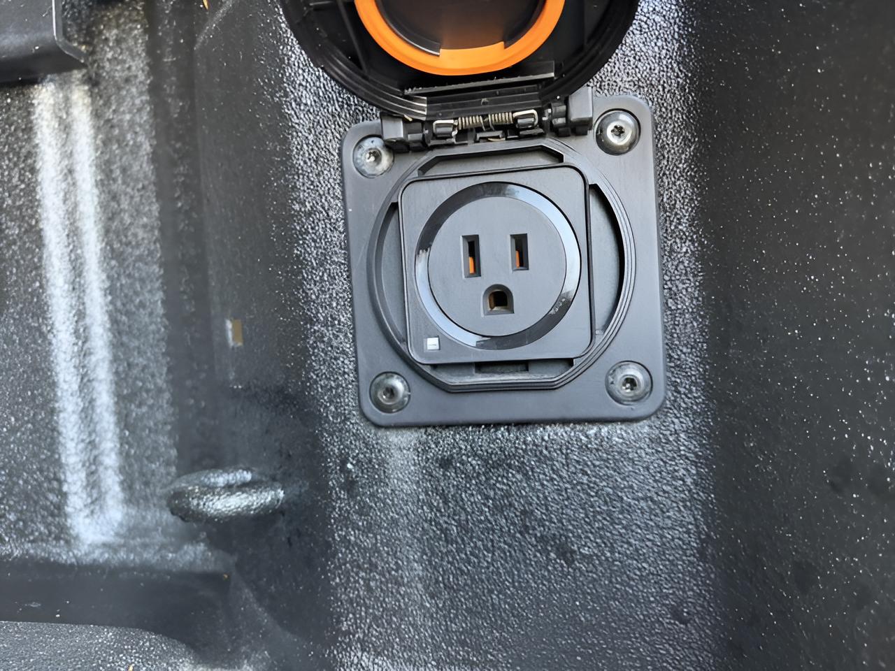 2025 Chevrolet Silverado 1500 LT Trail Boss, 1-owner, no accidents, all options