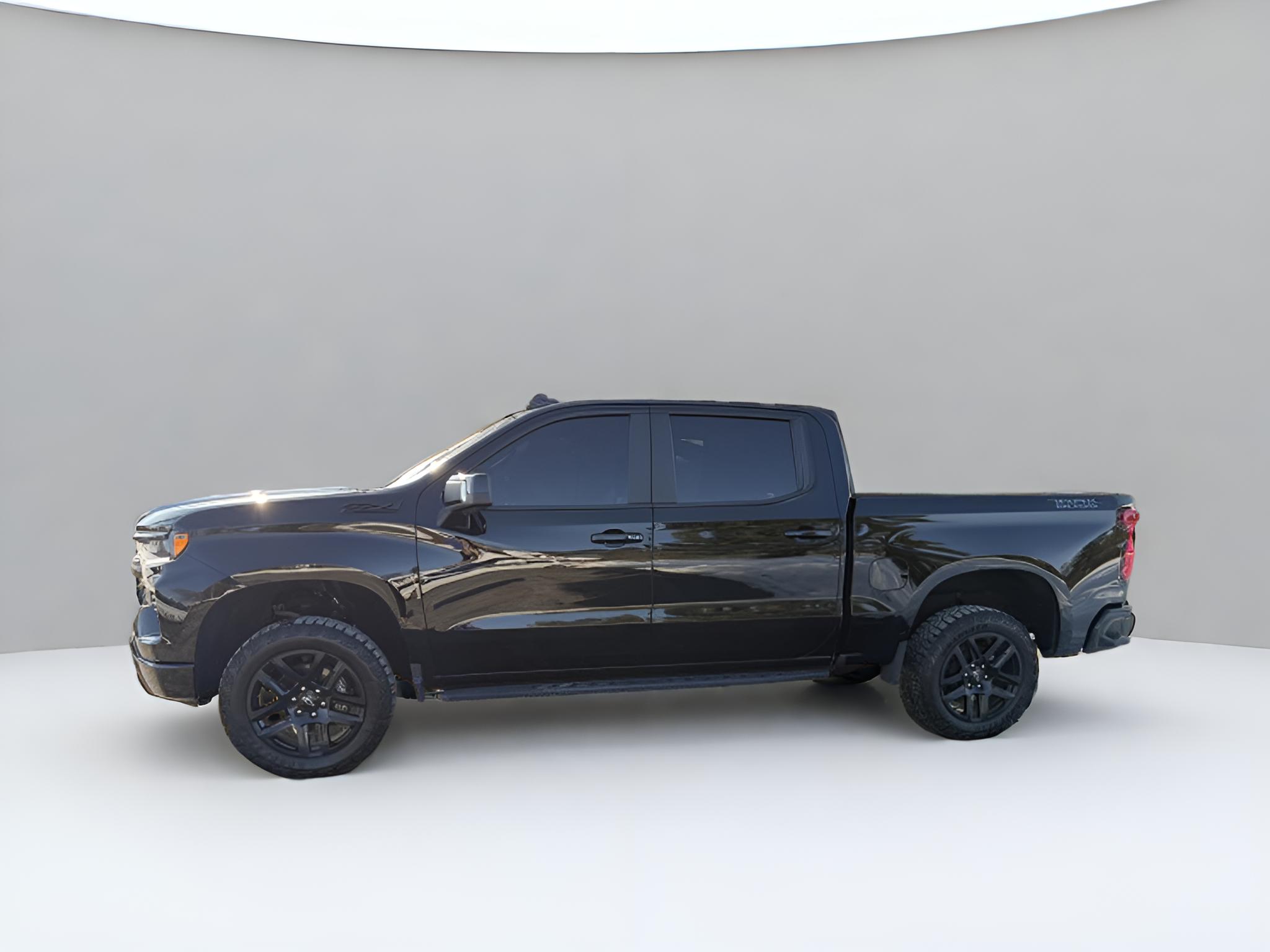 2025 Chevrolet Silverado 1500 LT Trail Boss, 1-owner, no accidents, all options