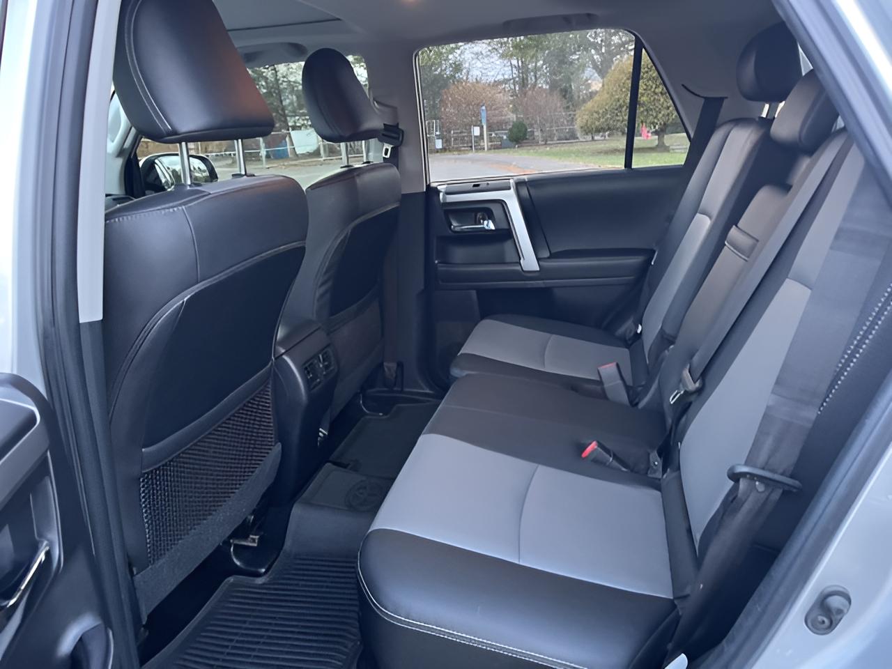 2022 Toyota 4Runner SR5 Premium, Roof rack and LED light bar, TRD Pro Wheels ,