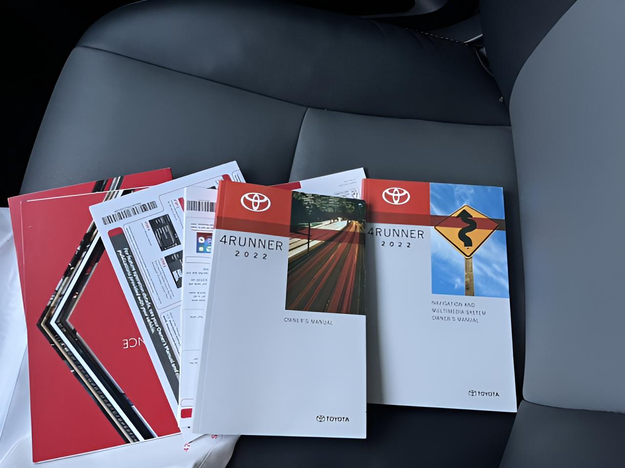 2022 Toyota 4Runner SR5 Premium, Roof rack and LED light bar, TRD Pro Wheels ,