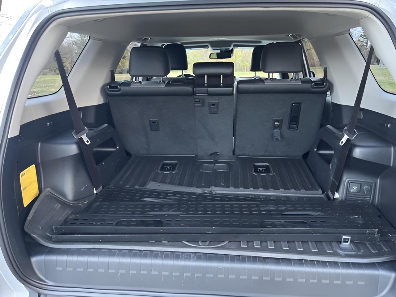 2022 Toyota 4Runner SR5 Premium, Roof rack and LED light bar, TRD Pro Wheels ,