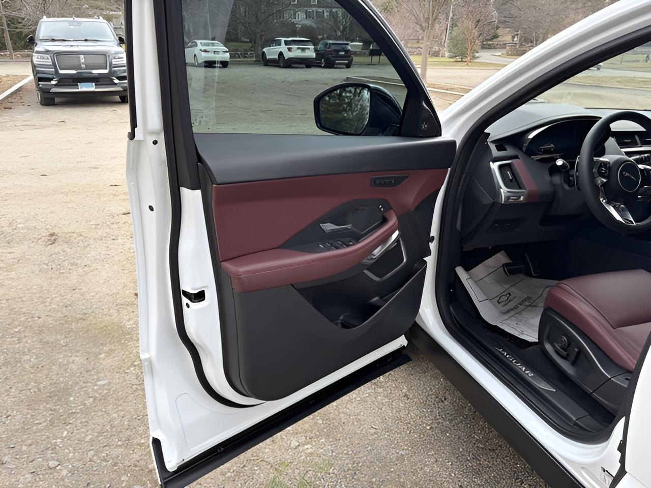 2024 Jaguar E-PACE R-Dynamic SE, No accidents, AWD,