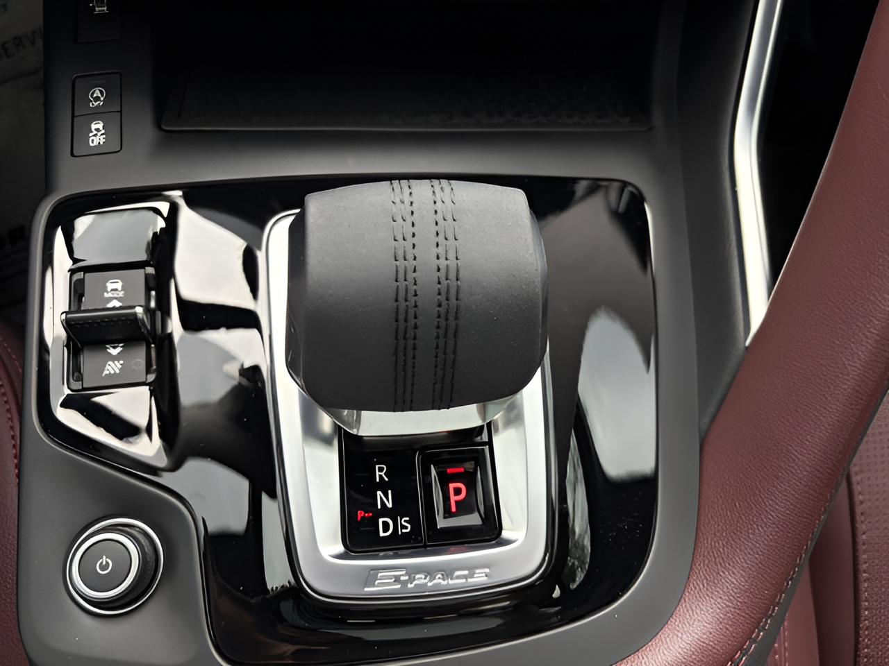 2024 Jaguar E-PACE R-Dynamic SE, No accidents, AWD,