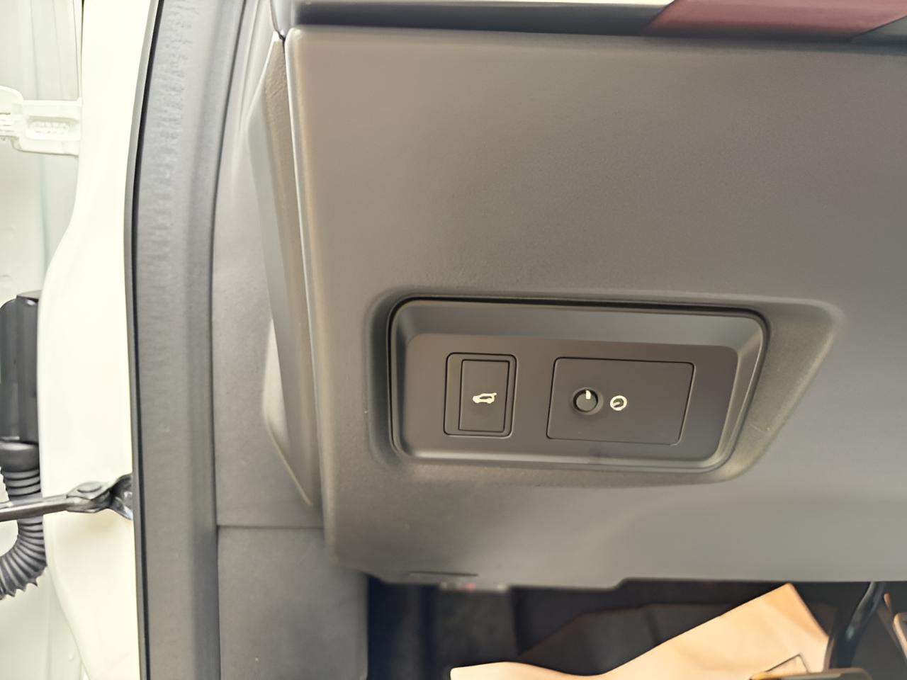 2024 Jaguar E-PACE R-Dynamic SE, No accidents, AWD,