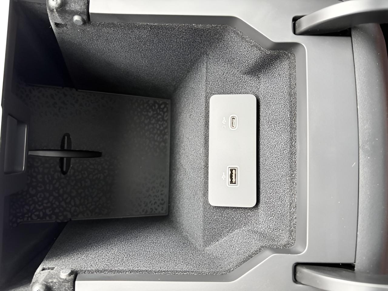 2024 Jaguar E-PACE R-Dynamic SE, No accidents, AWD,