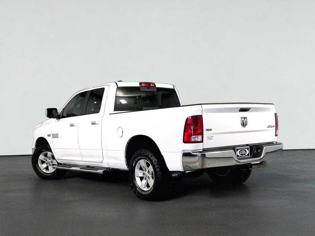 2016 RAM 1500 SLT