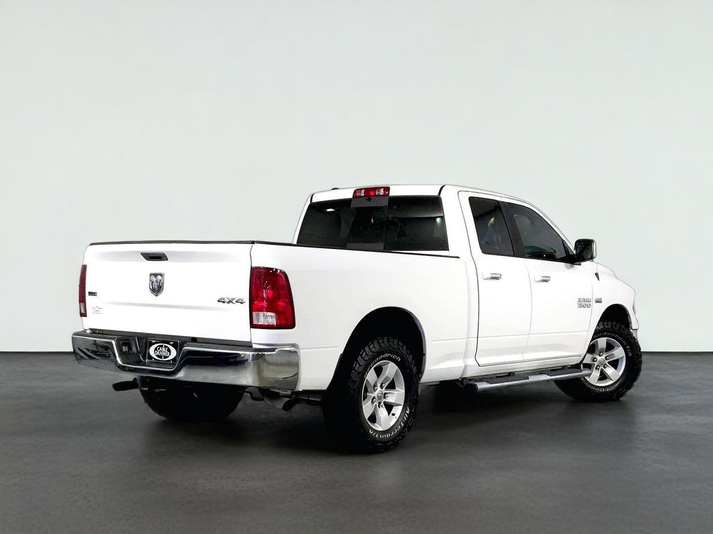2016 RAM 1500 SLT