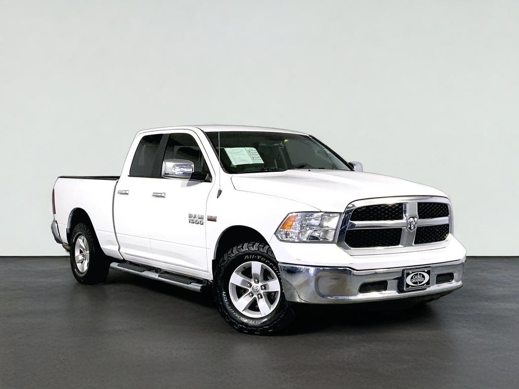 2016 RAM 1500 SLT