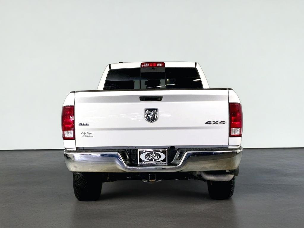 2016 RAM 1500 SLT