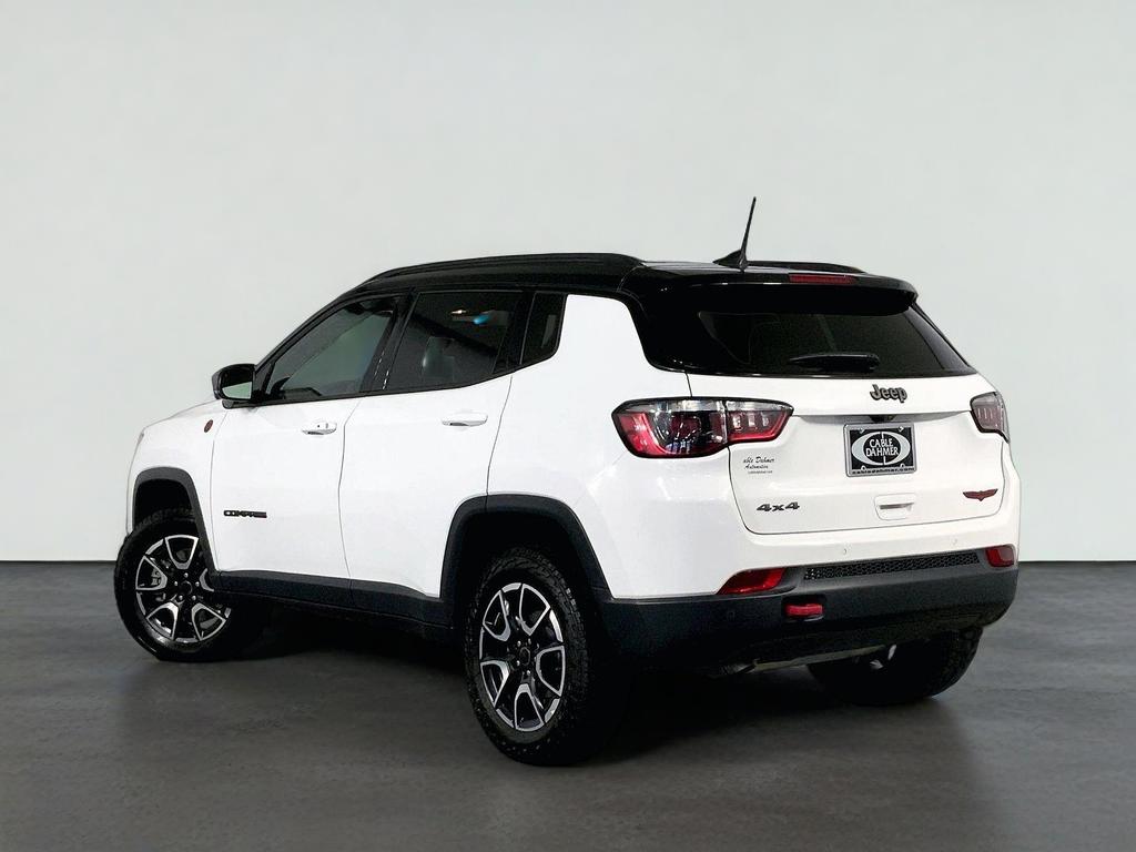 2025 Jeep Compass Trailhawk
