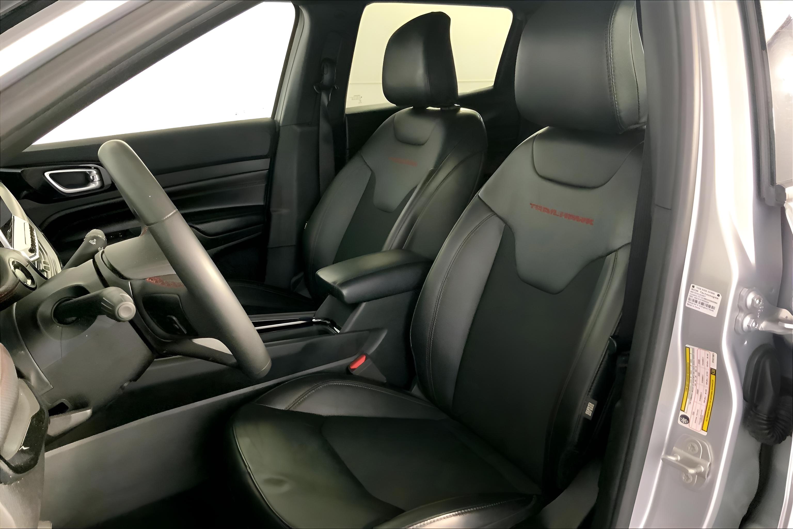 2025 Jeep Compass Trailhawk