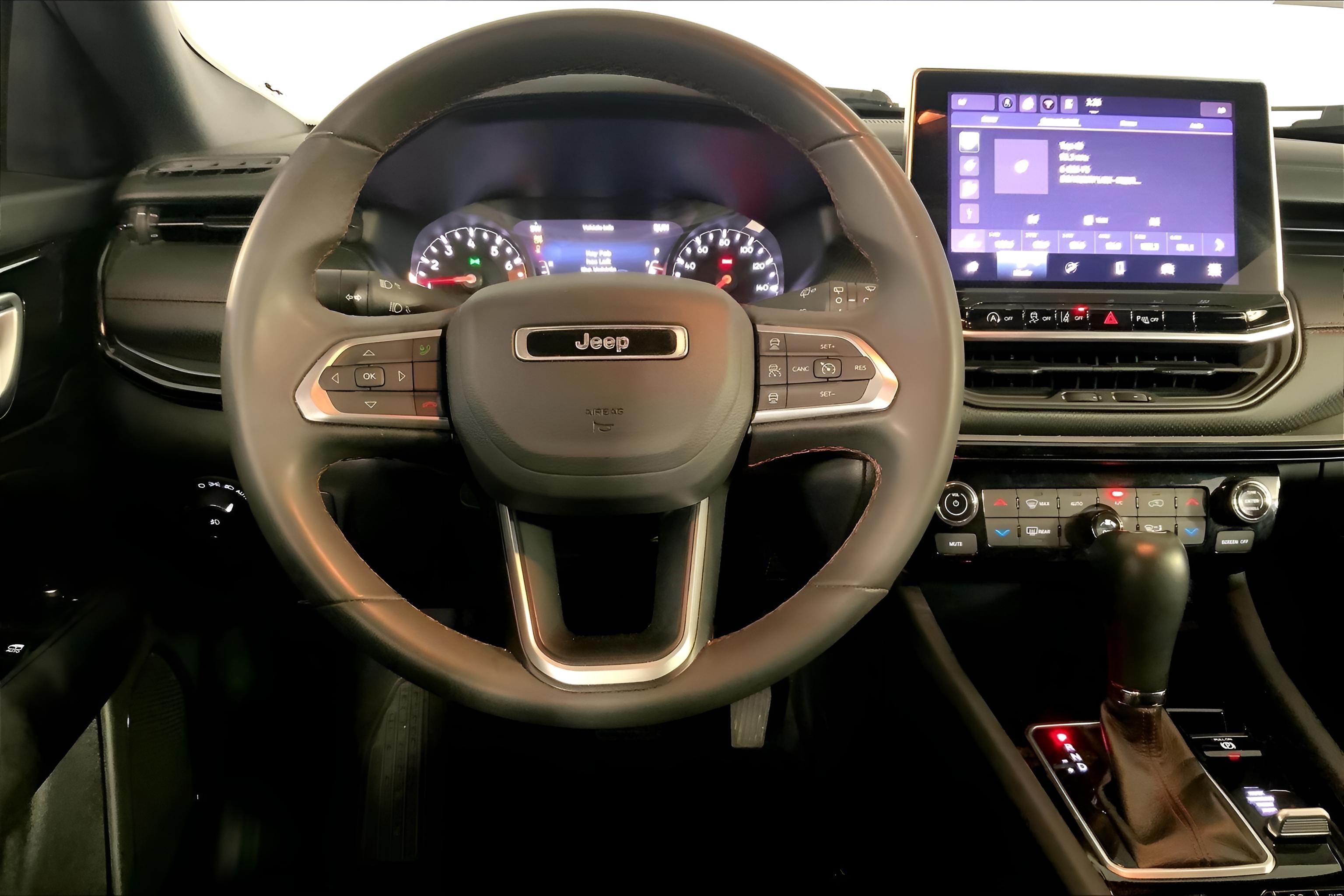 2025 Jeep Compass Trailhawk