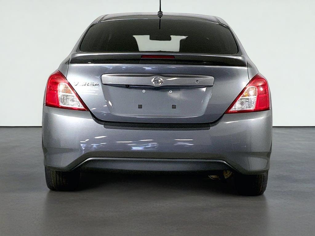 2019 Nissan Versa Sedan S Plus
