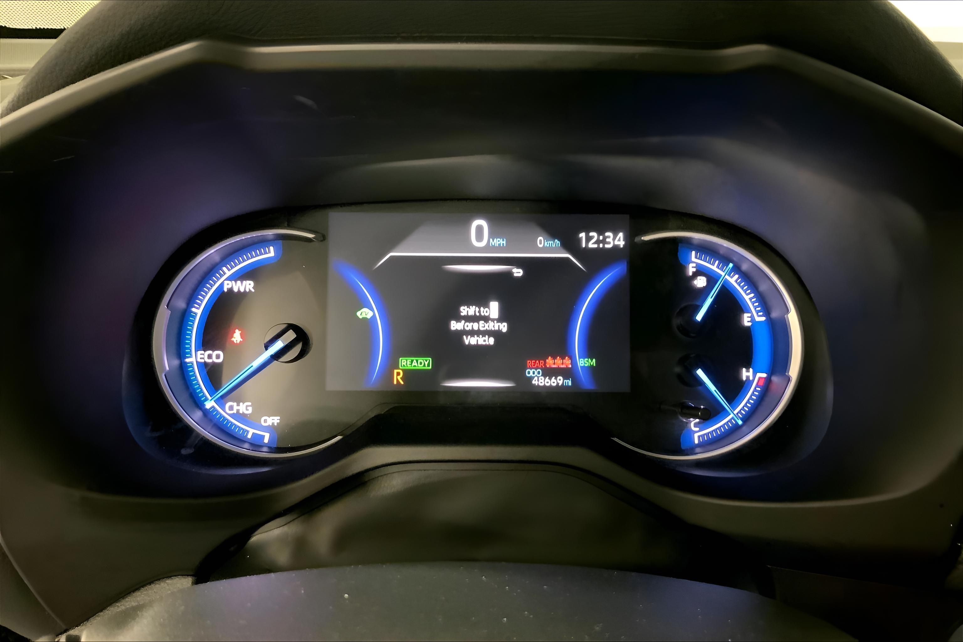 2025 Toyota Rav4 Hybrid LE