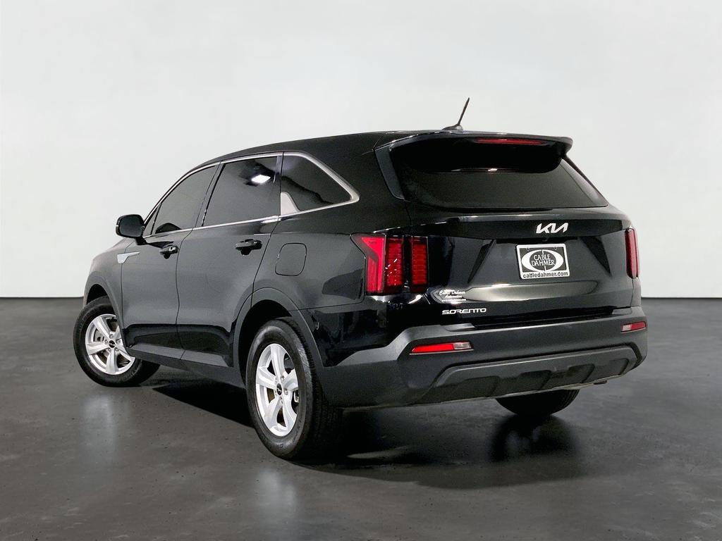 2023 Kia Sorento LX