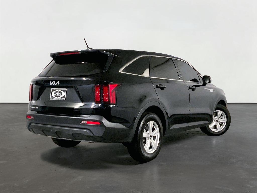 2023 Kia Sorento LX