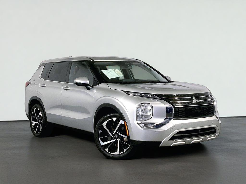 2024 Mitsubishi Outlander SE Black Edition