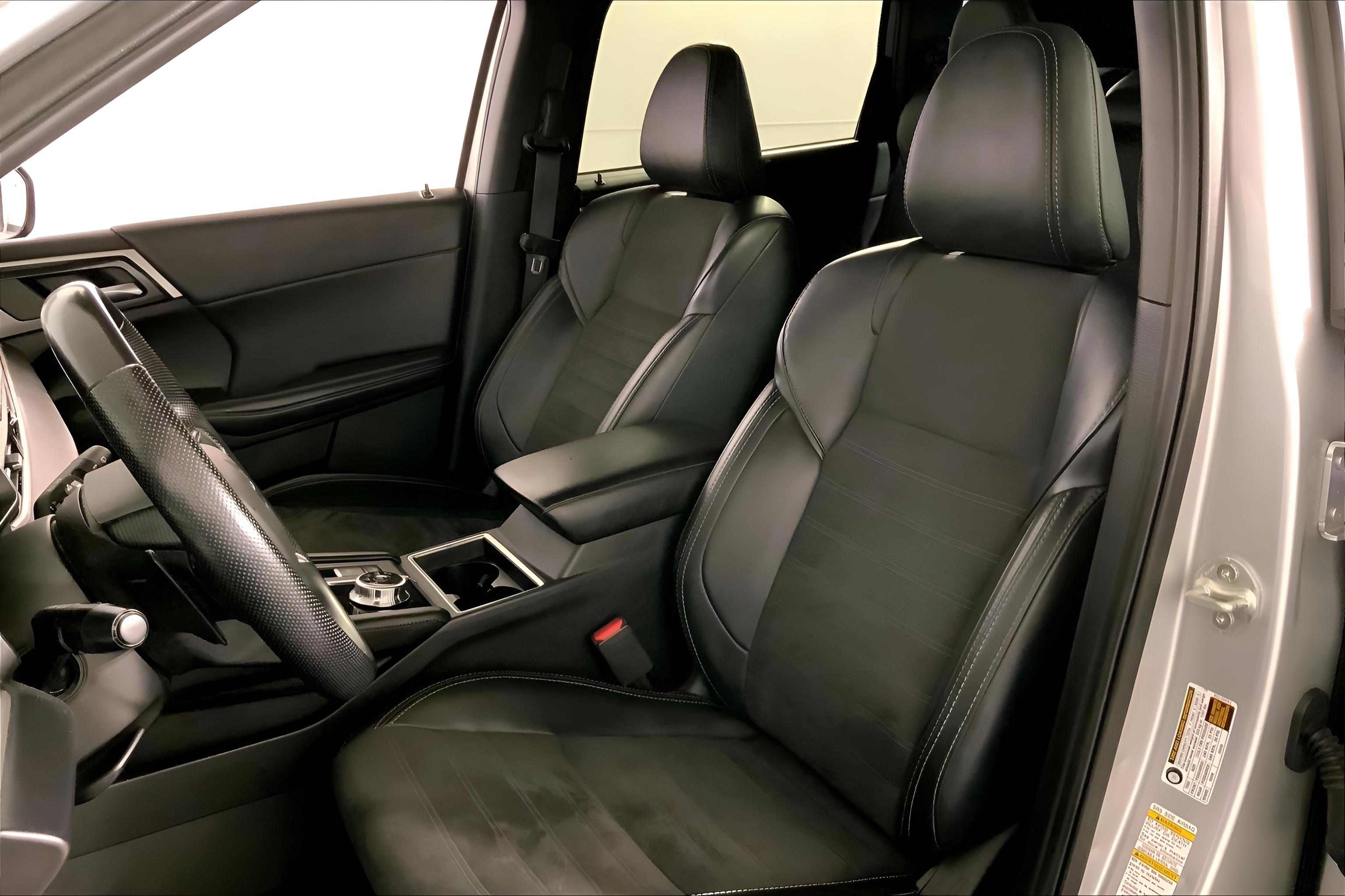 2024 Mitsubishi Outlander SE Black Edition