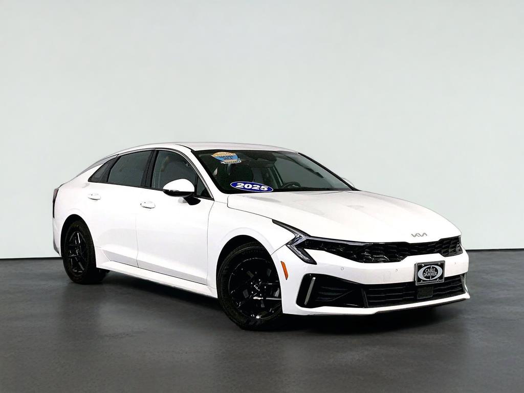 2025 Kia K5 LXS