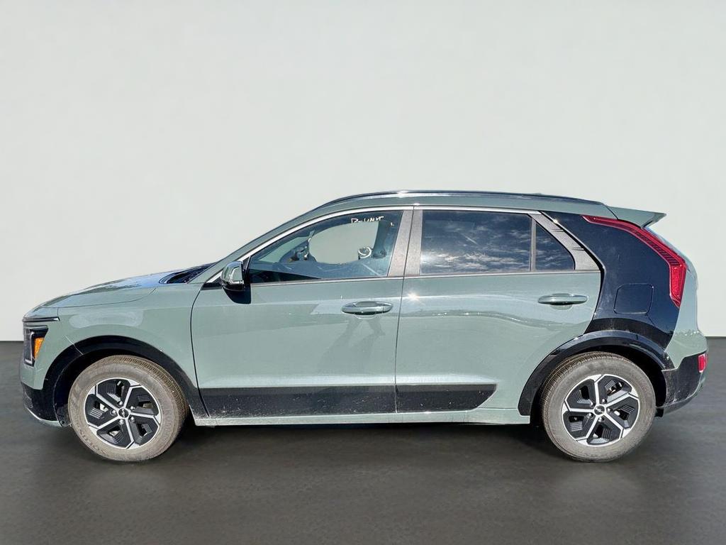 2024 Kia Niro SX