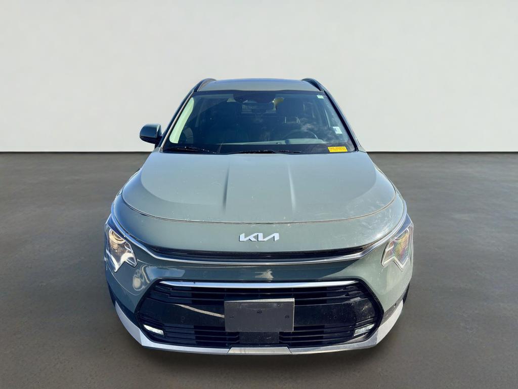 2024 Kia Niro SX