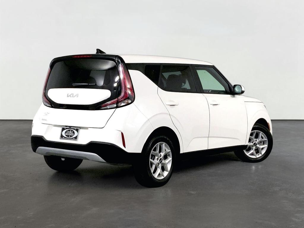 2025 Kia Soul LX