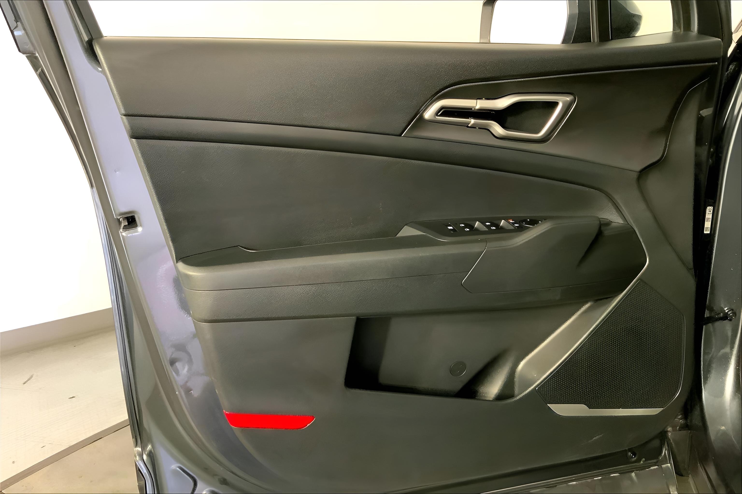 2026 Kia Sportage Hybrid S