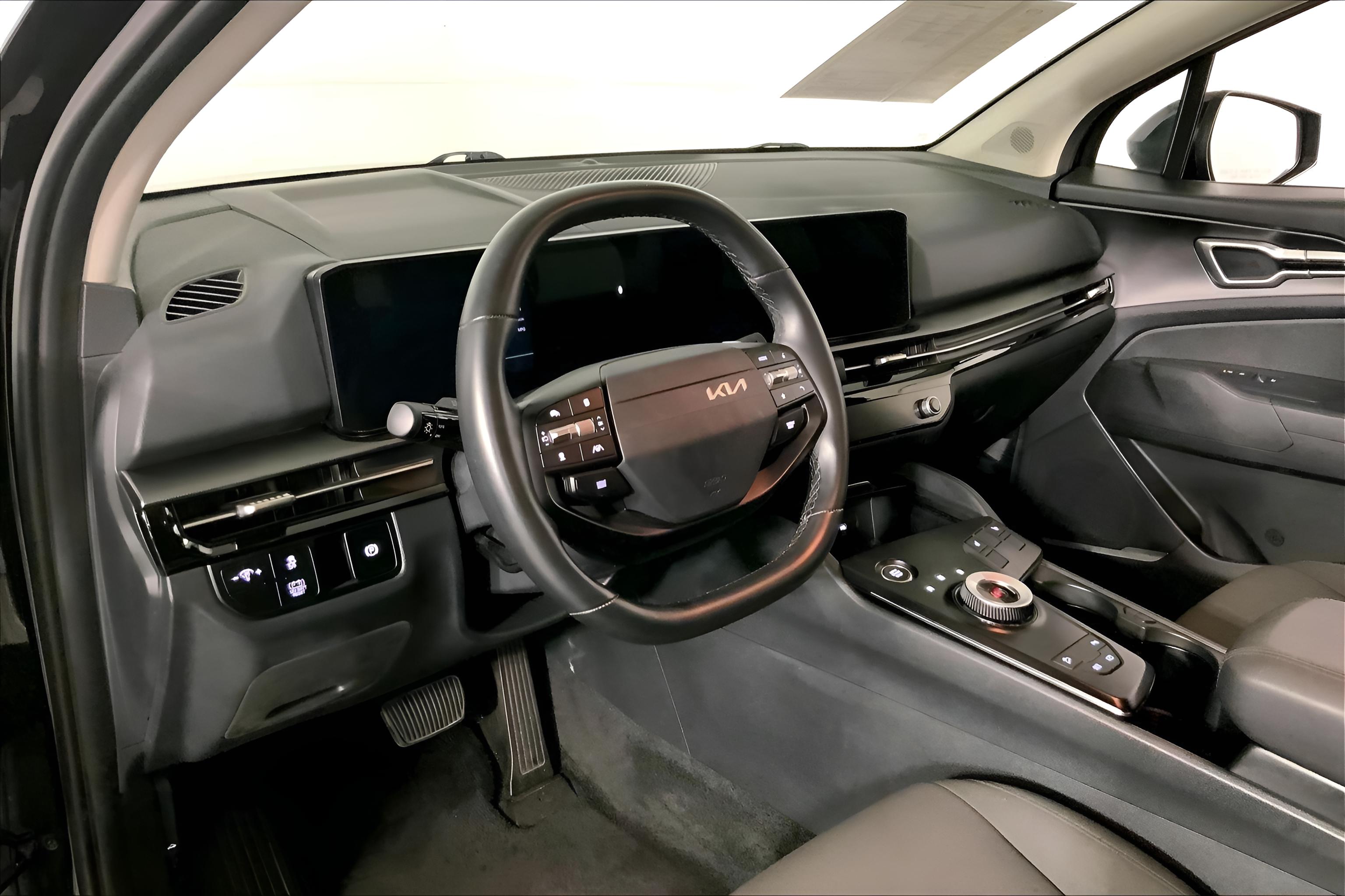 2026 Kia Sportage Hybrid S