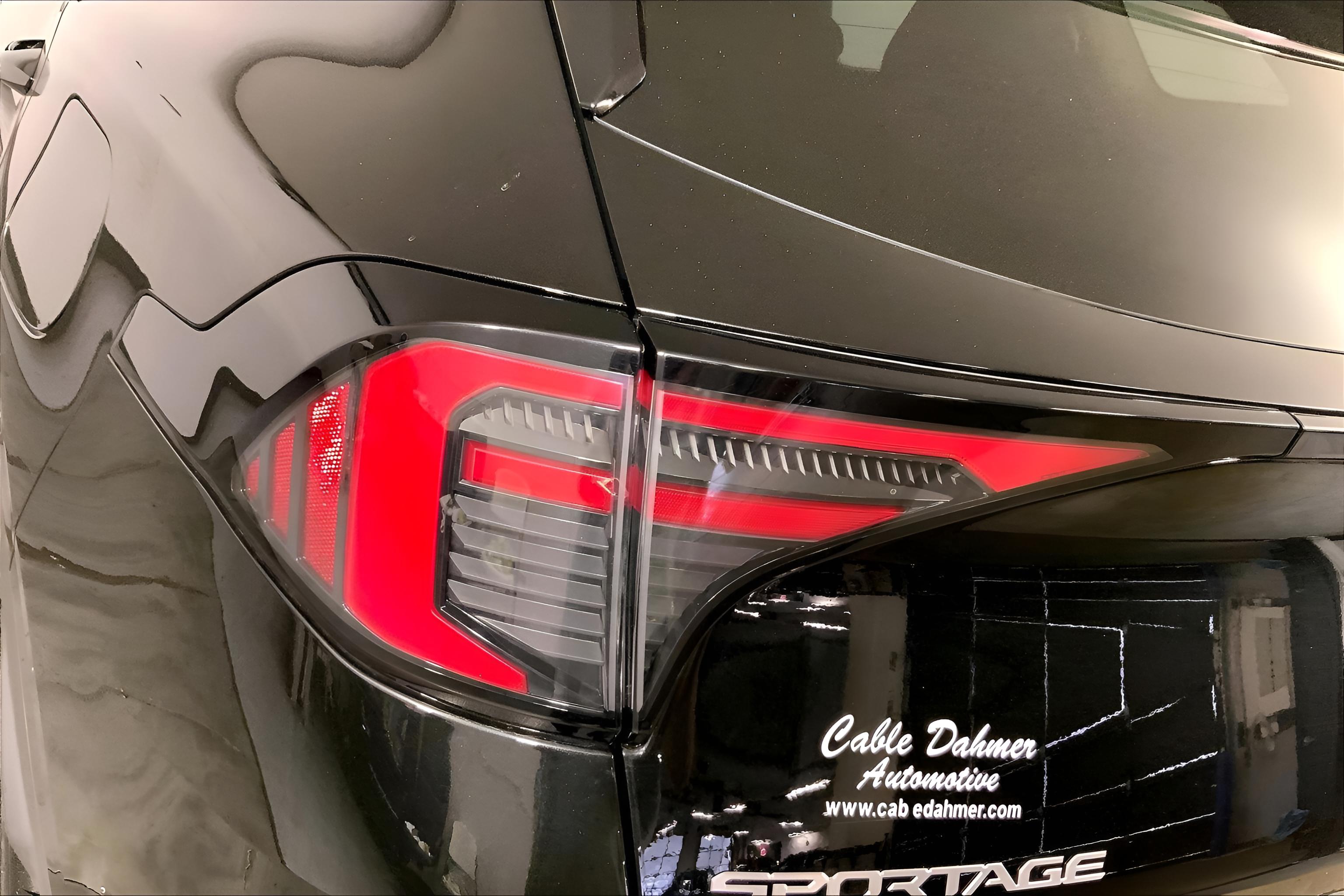 2026 Kia Sportage Hybrid S
