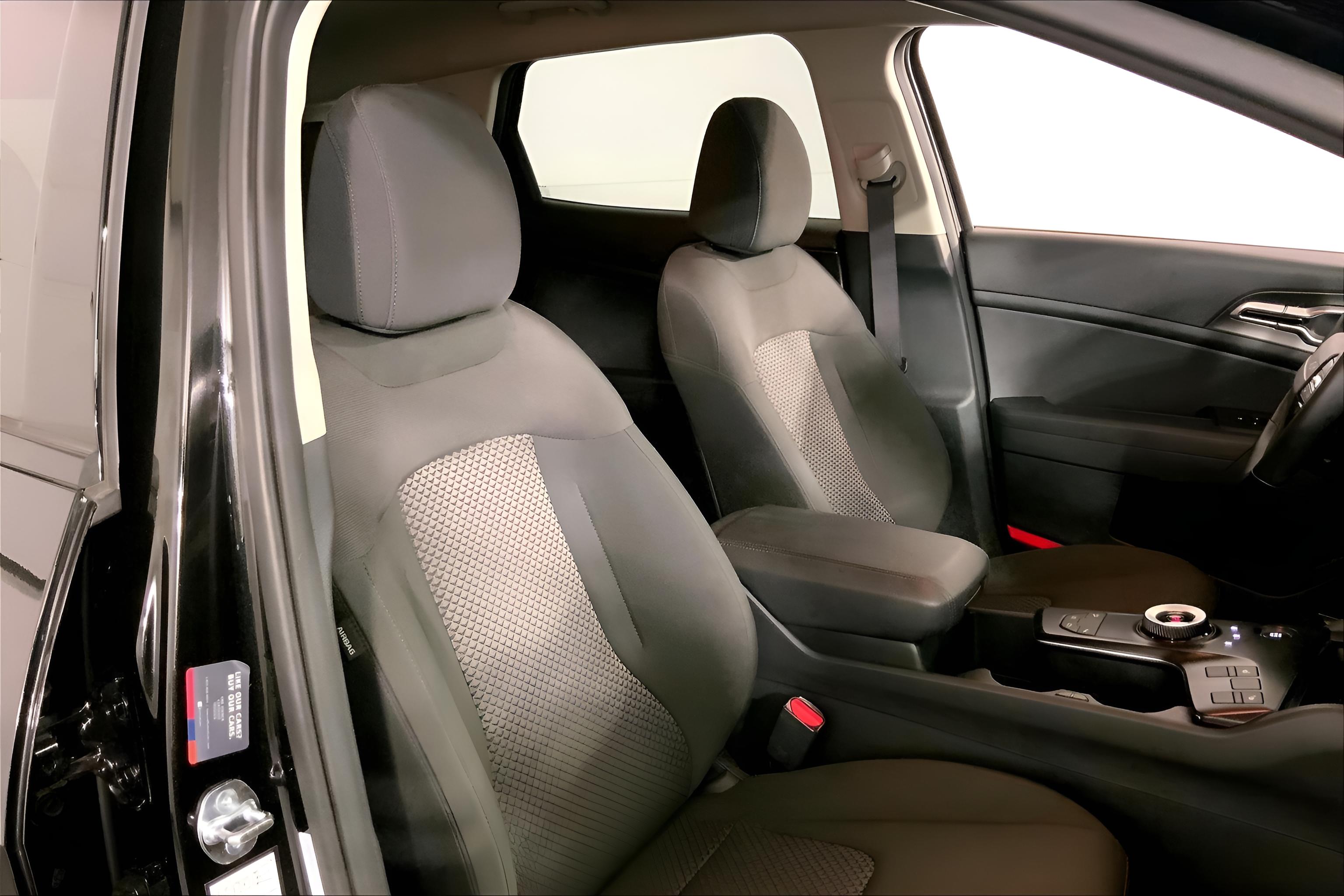 2026 Kia Sportage Hybrid S