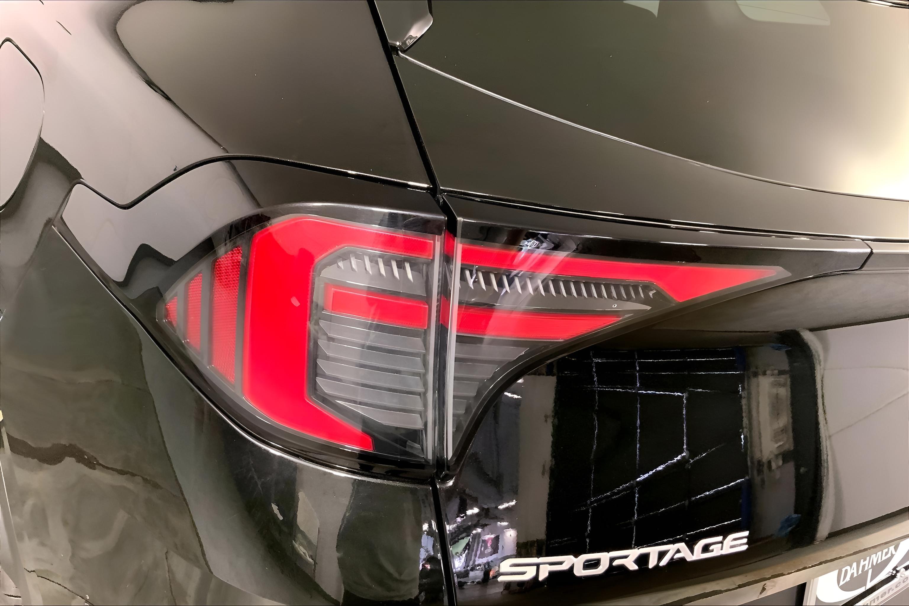 2026 Kia Sportage Hybrid S