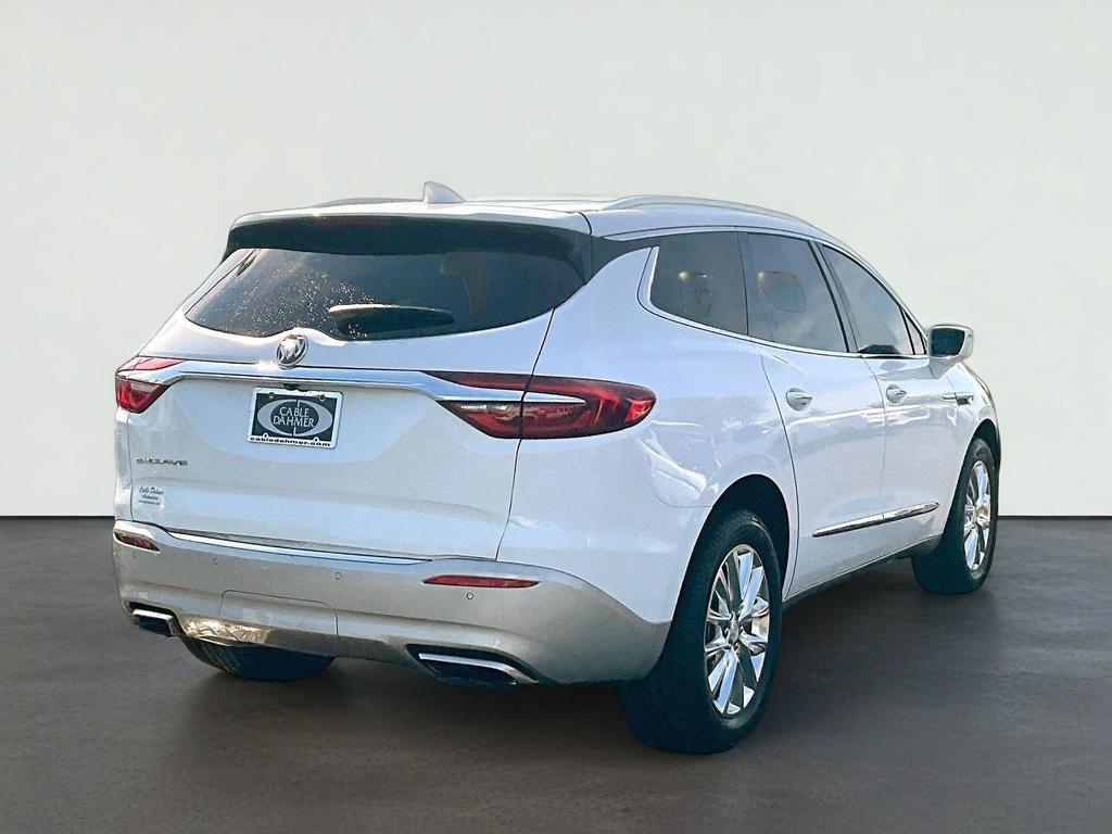 2020 Buick Enclave Essence