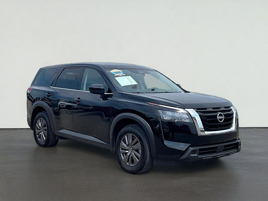 2025 Nissan Pathfinder S