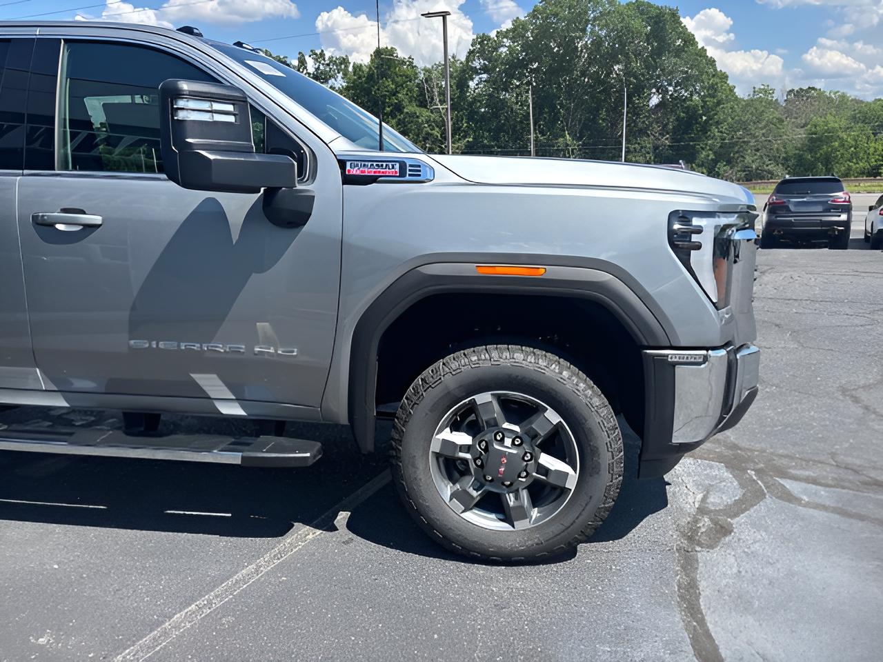 2026 GMC Sierra 2500 HD SLE