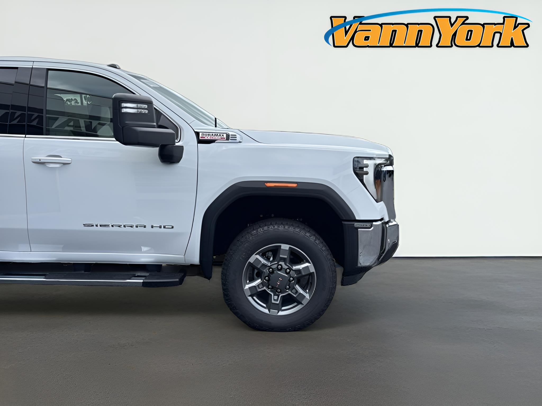 2026 GMC Sierra 2500 HD SLE