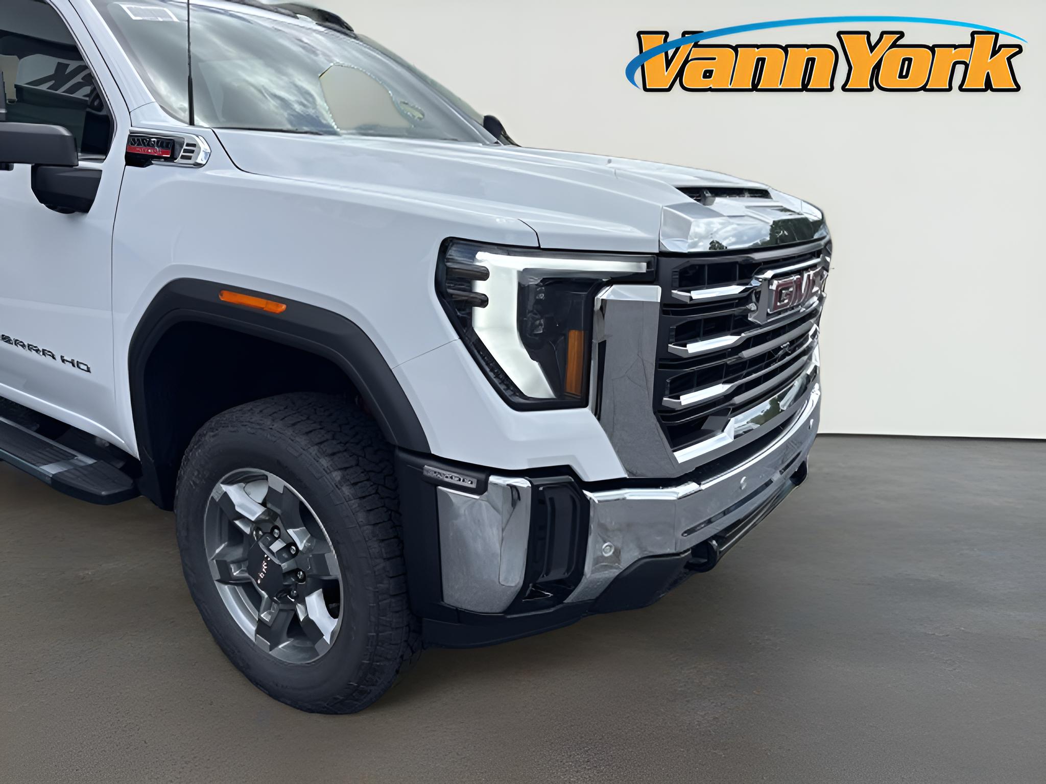 2026 GMC Sierra 2500 HD SLE