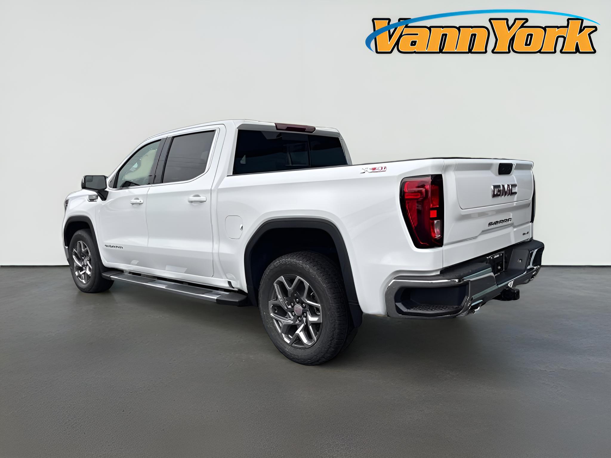 2026 GMC Sierra 1500 SLE