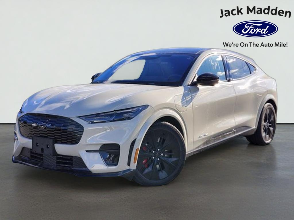 2025 Ford Mustang-Mach-e GT's photo