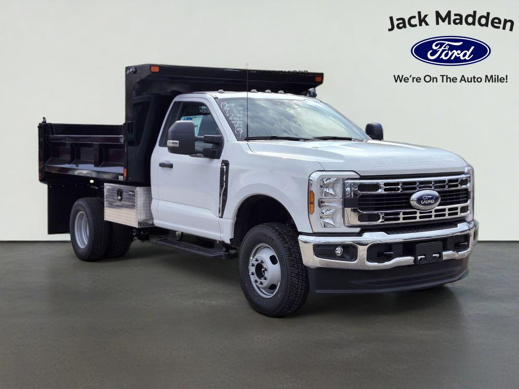 2026 Ford F-350SD XL DRW w/ 9' Super Hauler 3-4 YD Dump Body
