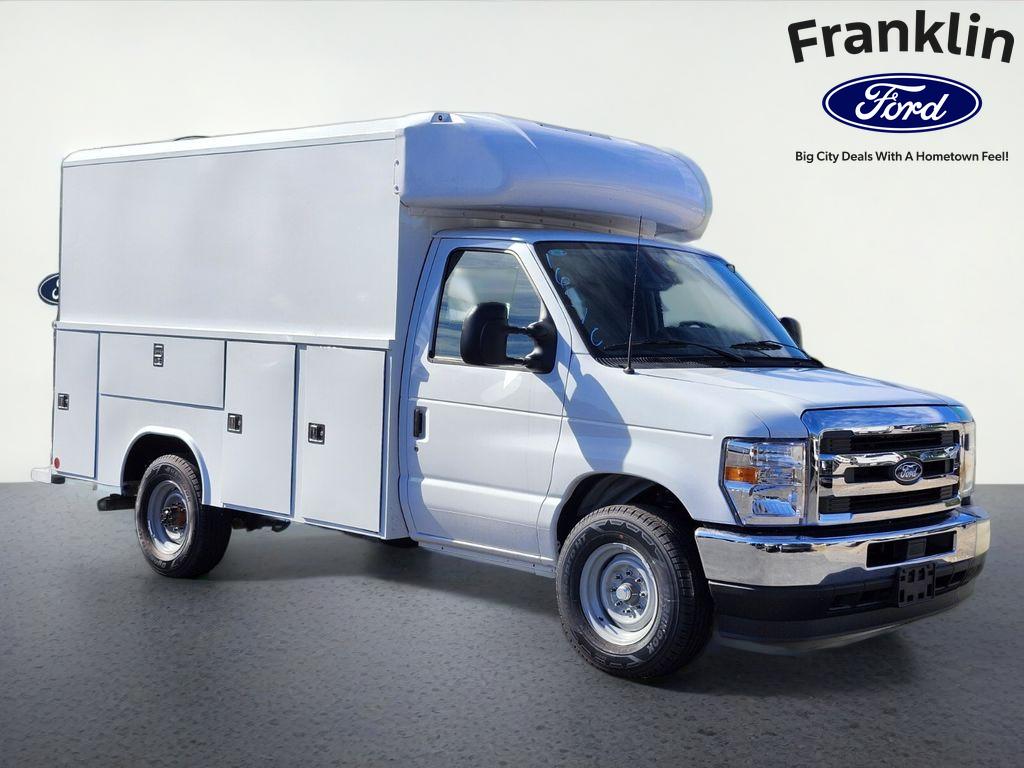 2026 Ford E-350SD w/ 11' Reading Classic Service Van Body Cutaway