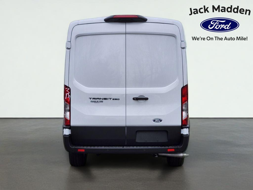 2026 Ford Transit-250 Med Roof LWB
