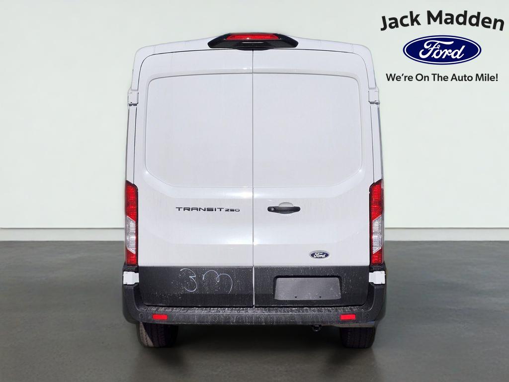 2026 Ford Transit-250 Med Roof LWB