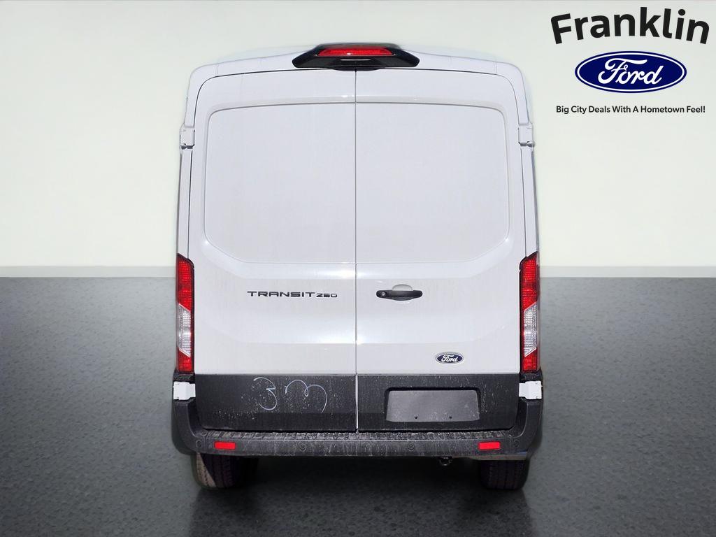 2026 Ford Transit-250 Med Roof LWB